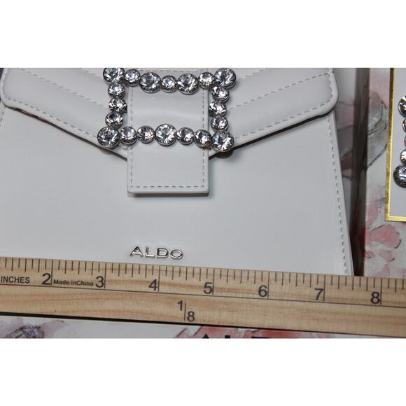Aldo White Crossbody w/matching‎ Rhinestone shoe clips NWT - Picture 4 of 8